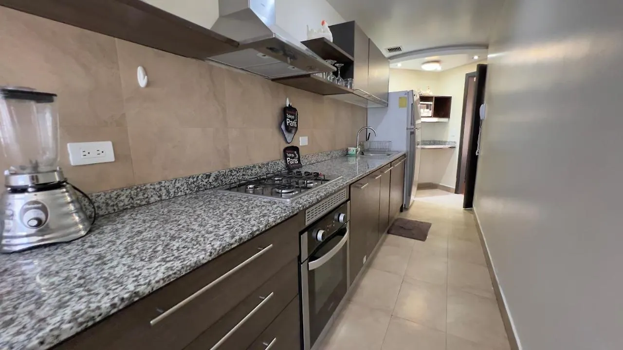 קיטו Penthuose Diagonal Al Quicentro, Piscina, Gym, 3 Dormitorios De Lujo דירה