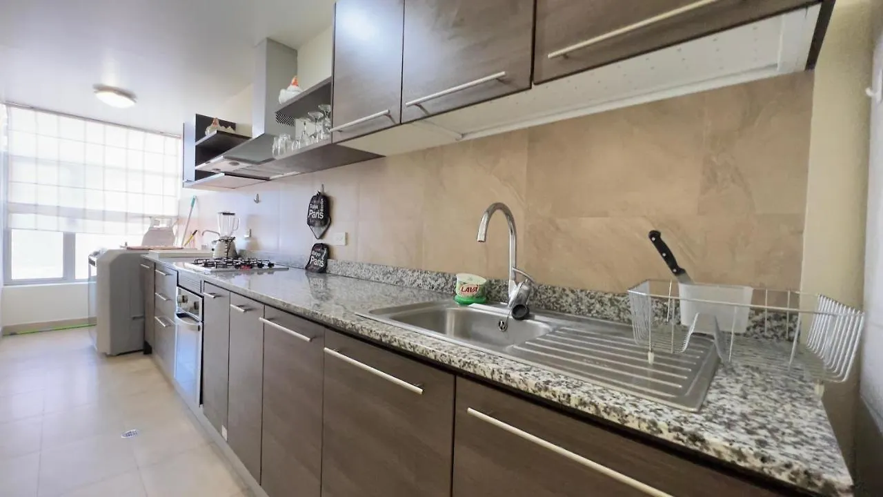 דירה קיטו Penthuose Diagonal Al Quicentro, Piscina, Gym, 3 Dormitorios De Lujo אקוודור