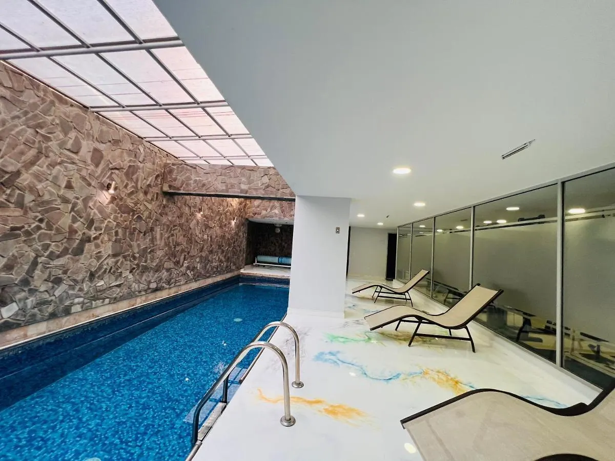 קיטו Penthuose Diagonal Al Quicentro, Piscina, Gym, 3 Dormitorios De Lujo 0*,