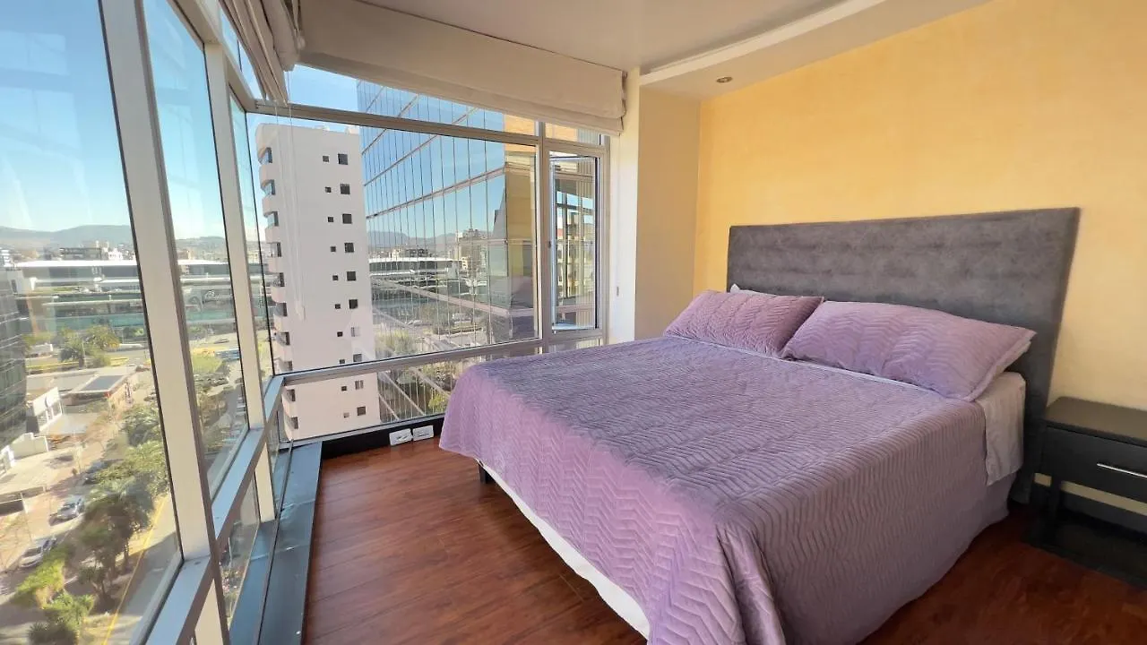 Apartment Penthuose Diagonal Al Quicentro, Piscina, Gym, 3 Dormitorios De Lujo Quito
